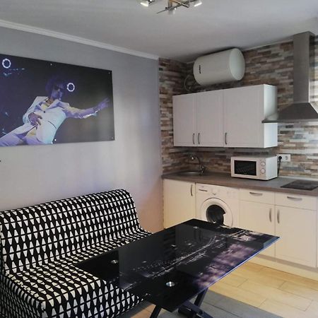 Costa Del Sol Apartment เบนัลมาเดนา ภายนอก รูปภาพ