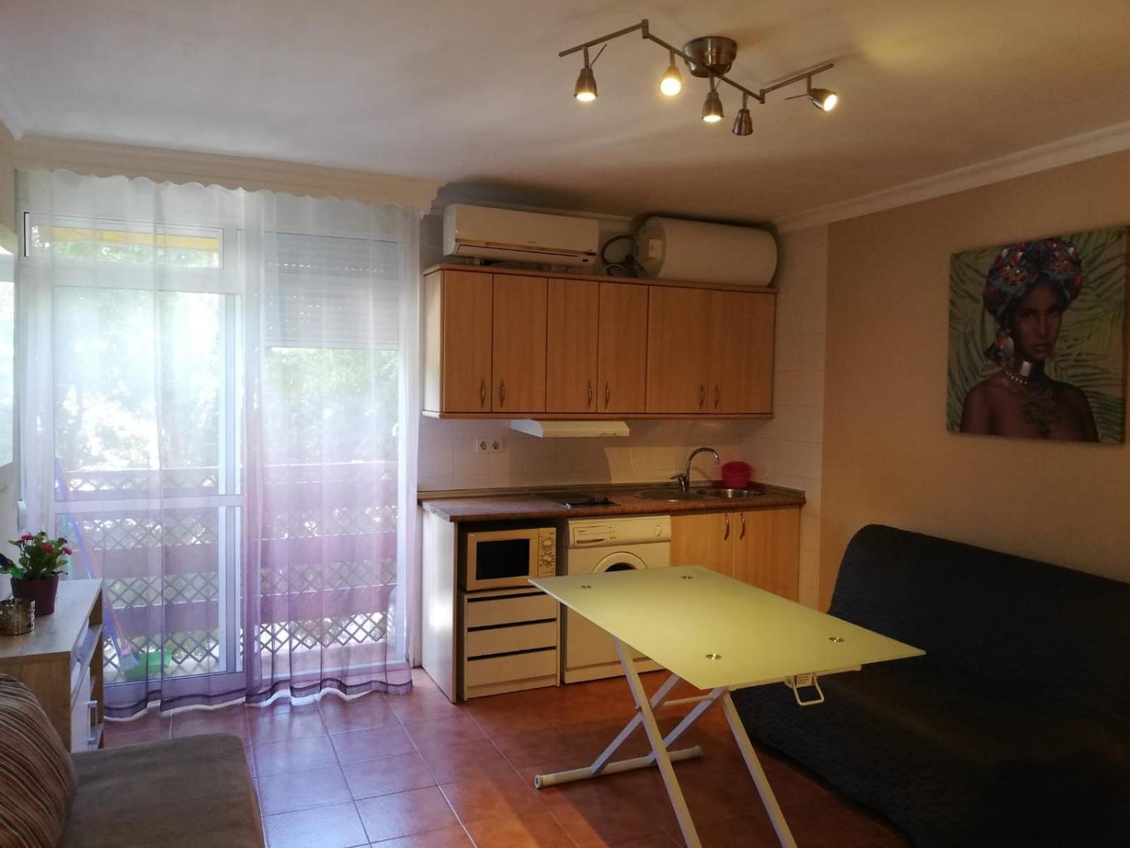 Costa Del Sol Apartment เบนัลมาเดนา ภายนอก รูปภาพ